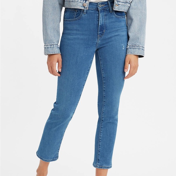 Levi's Women's 724 High Rise Straight Cropped Jeans Size 26 NWT - Picture 2 of 7